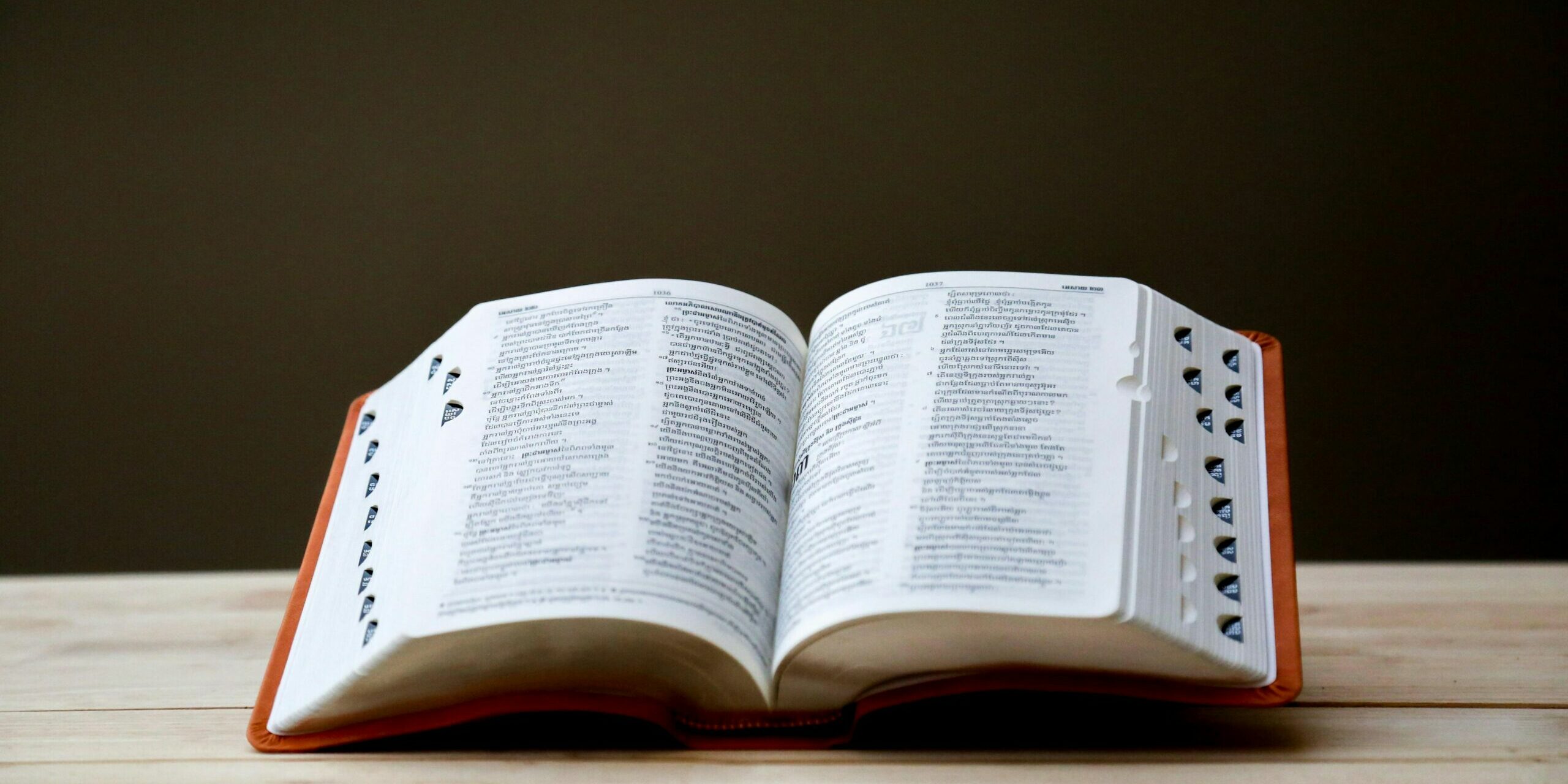 pisit-heng-FQvadXmA524-unsplash Représentation visuelle de la performance au travail dans un contexte organisationnel.